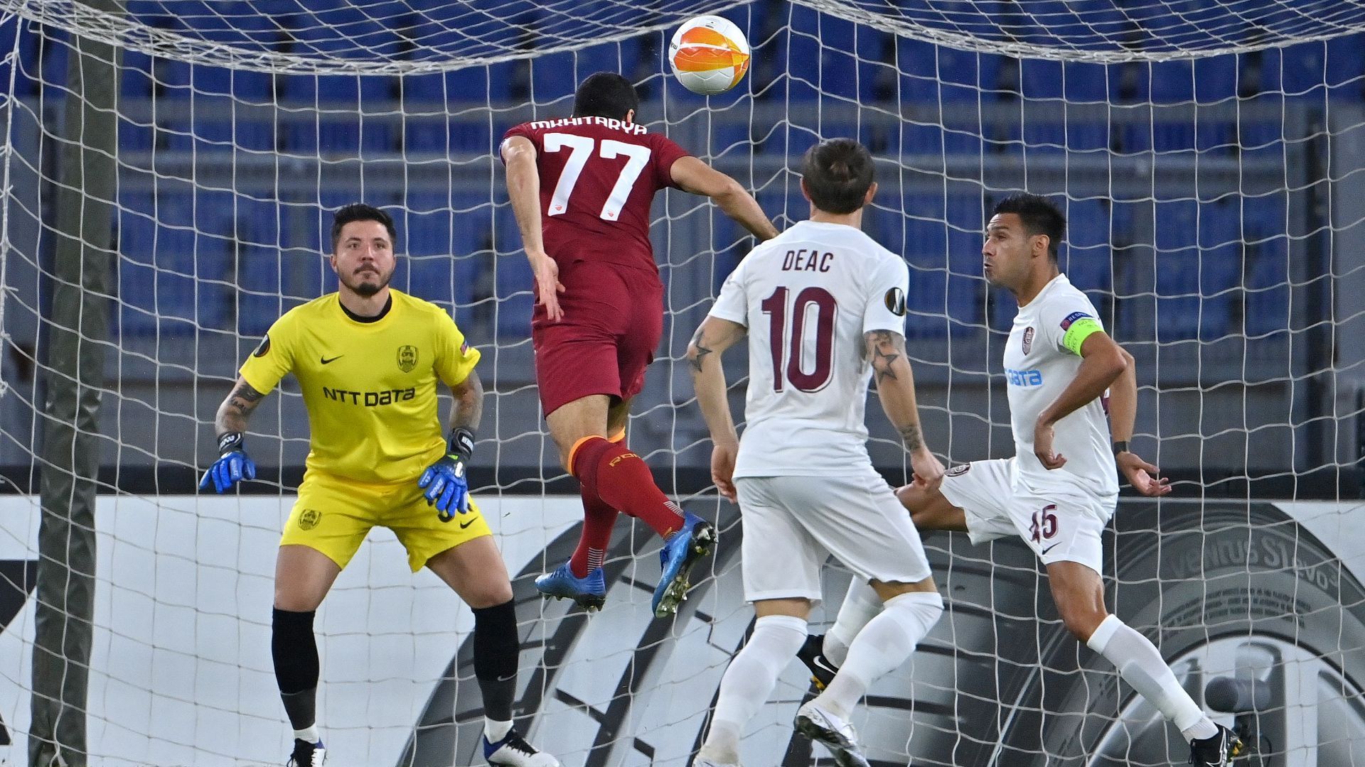 Henrikh Mkhitaryan Roma Cluj UEFA Europa League