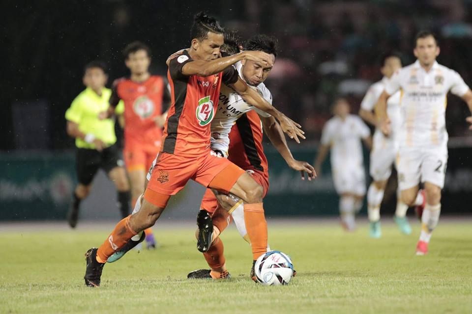 อมร ธรรมนาม