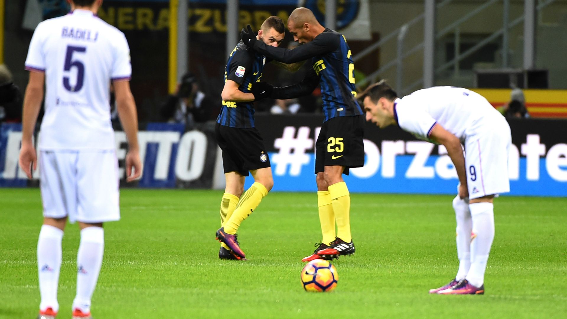 Brozovic Inter Fiorentina Serie A