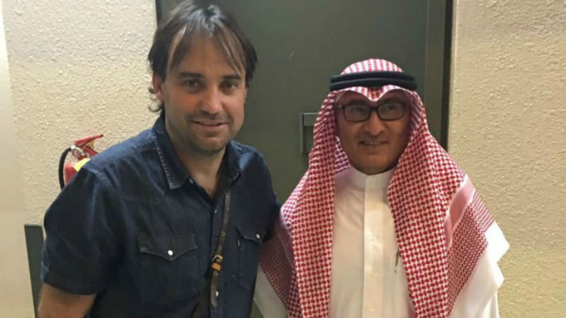 José Luis Sierra, en el aeropuerto de Arabia Saudita. Dirigirá Al Ittihad