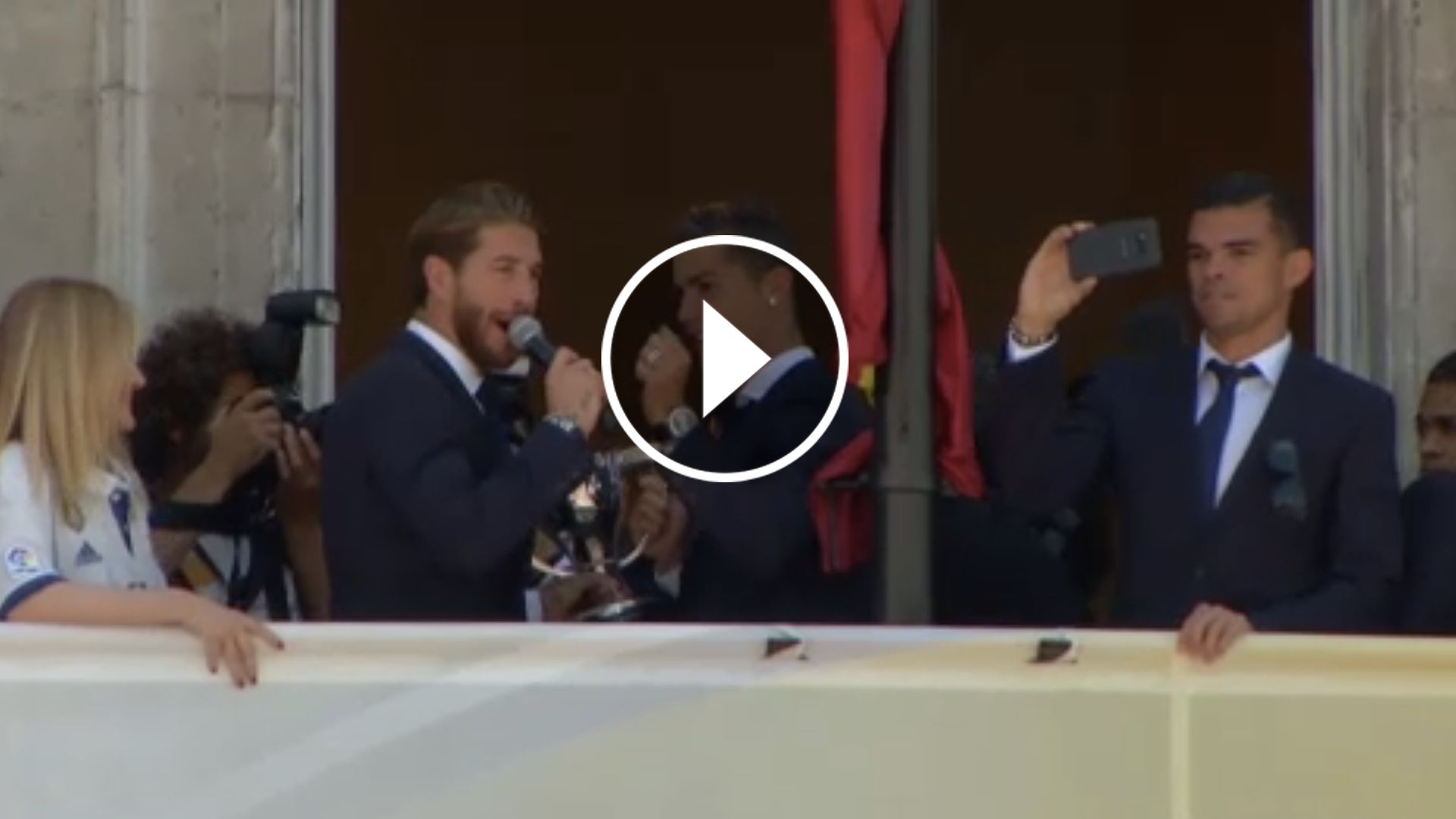 GFX Video Sergio Ramos balcón