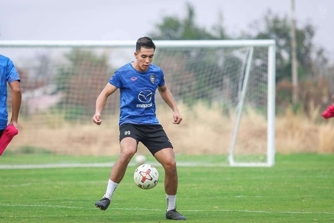 อนนต์ สมากร