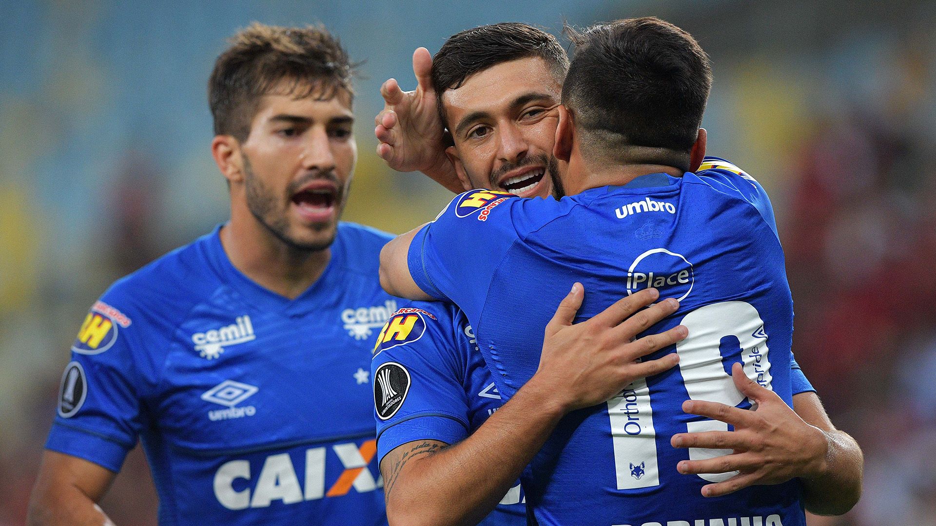 Arrascaeta Lucas Silva Robinho Flamengo Cruzeiro Copa Libertadores 08082018