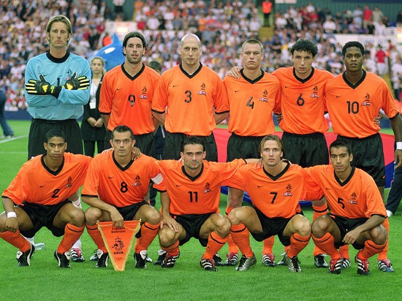 Line up Holland International Friendly 2001 08152001 T10