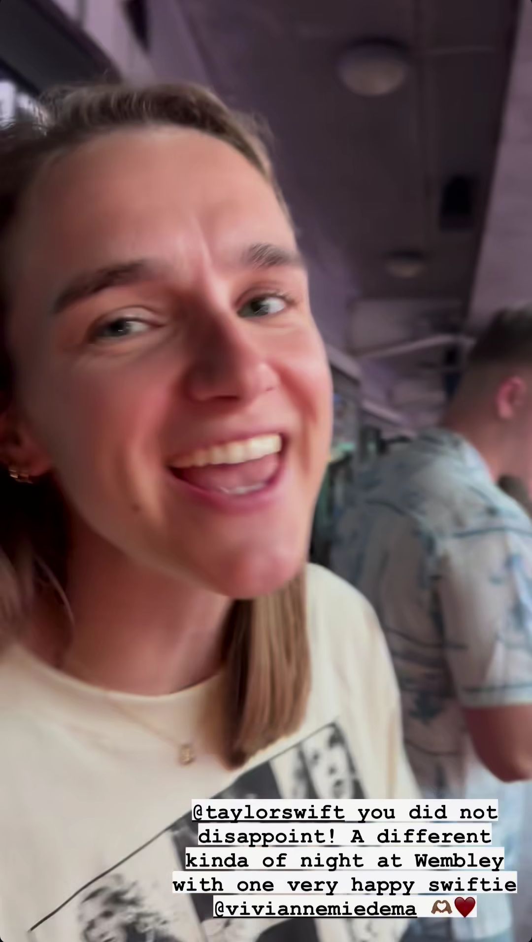 Beth Mead Vivianne Miedema Taylor Swift