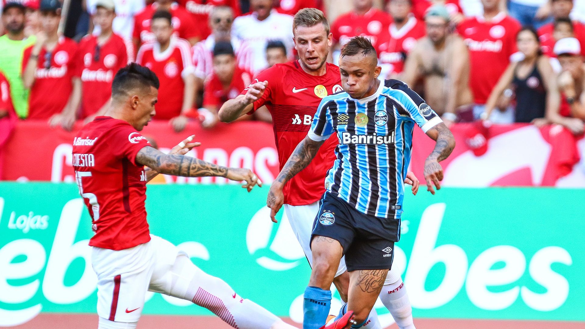 Everton Victor Cuesta Klaus Internacional Gremio 11032018 Gaucho