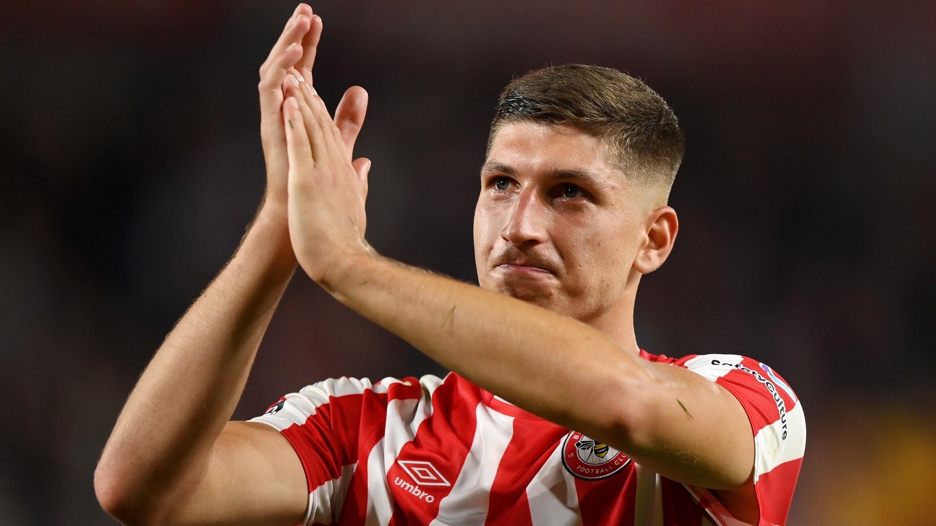 Vitaly Janelt Brentford 2021-22