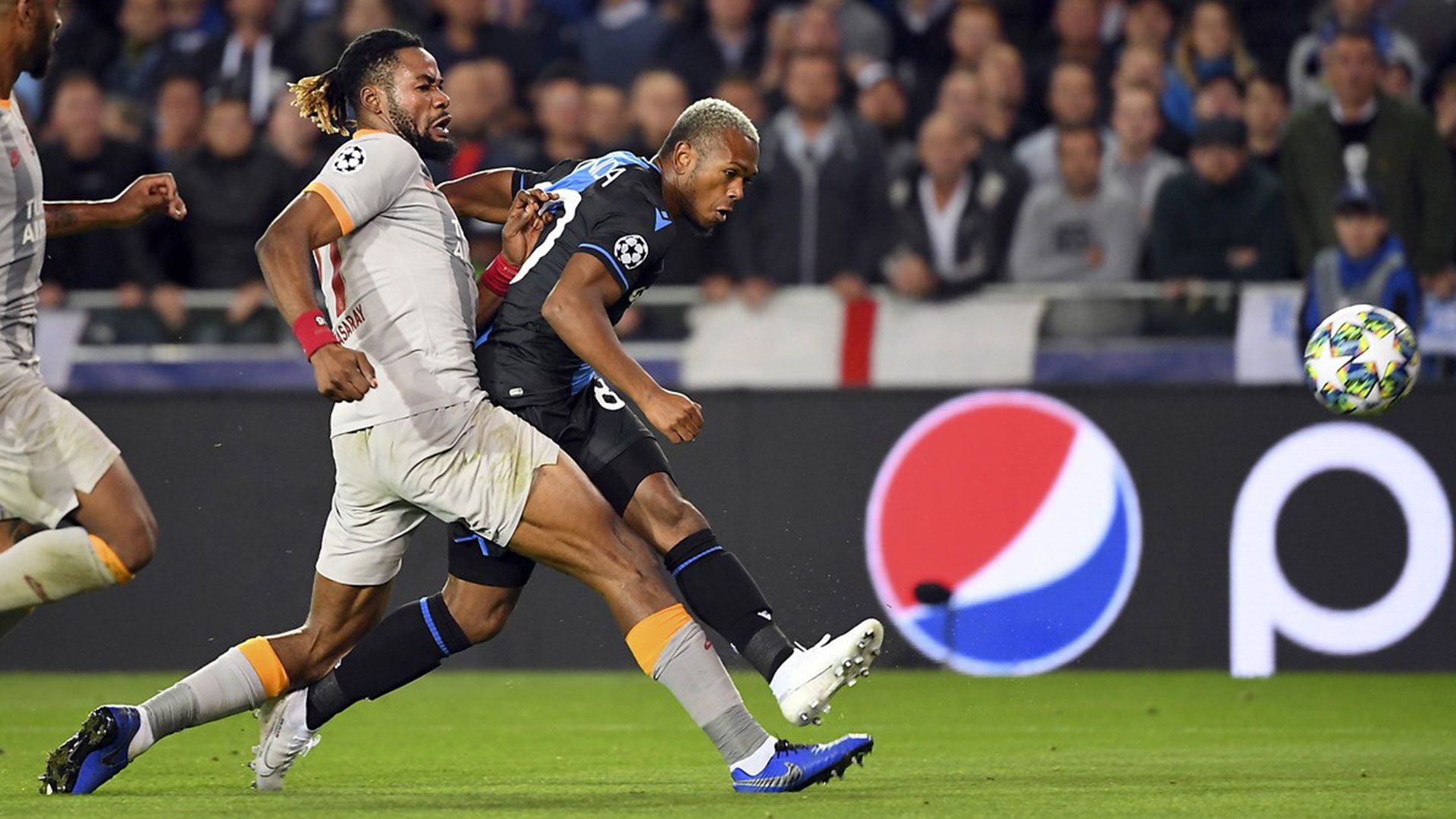 Christian Luyindama Galatasaray Club Brugge 09182019