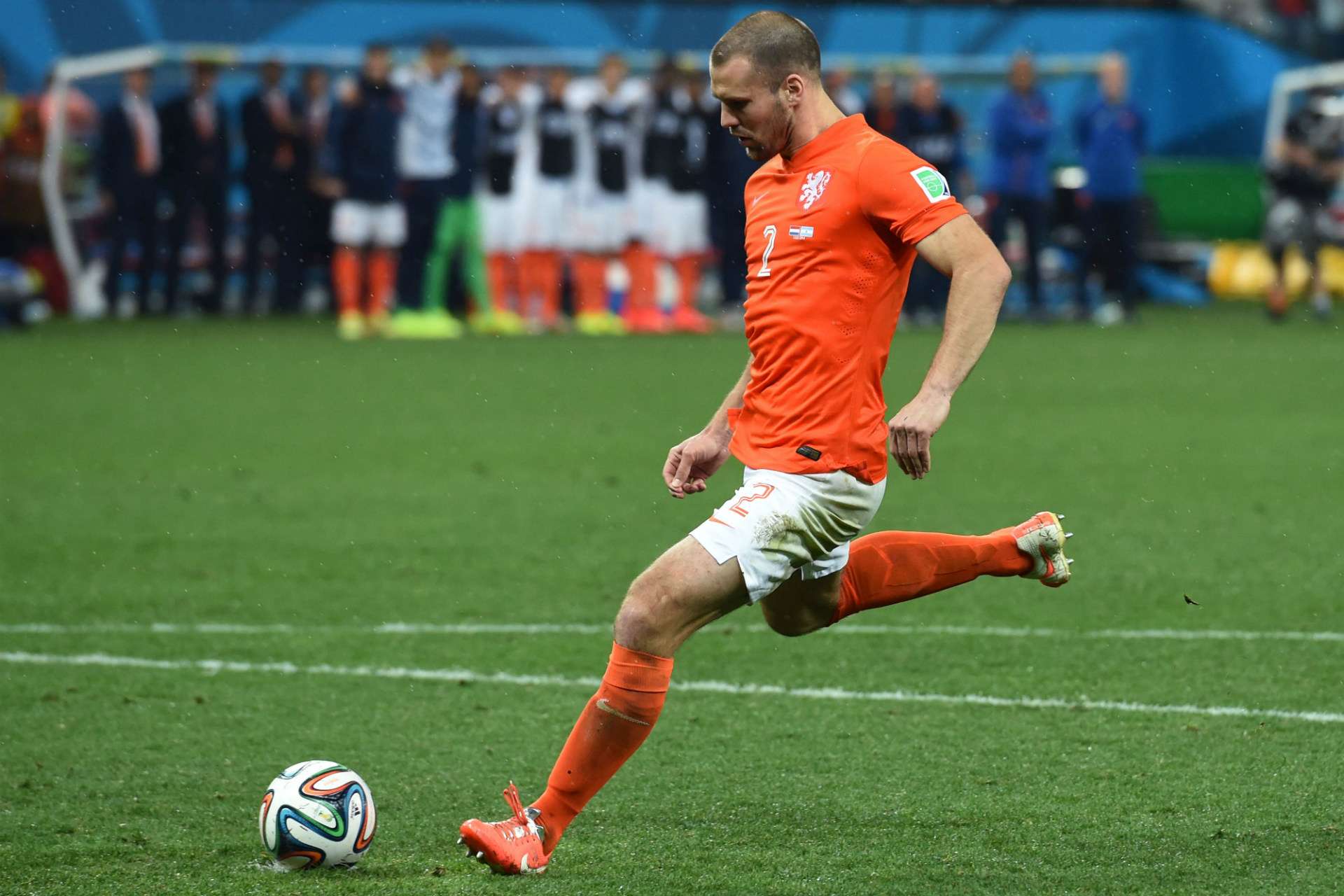 Ron Vlaar Argentina Netherlands FIFA World Cup 2014