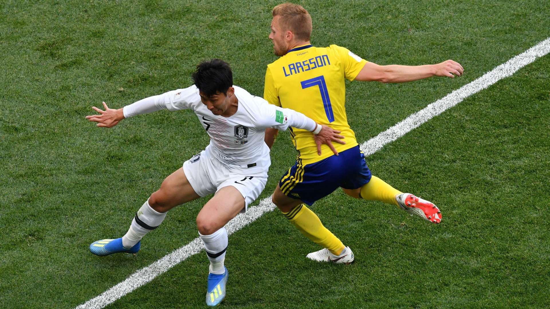 Son Heung-min South Korea Sebastian Larsson Sweden 2018 World Cup