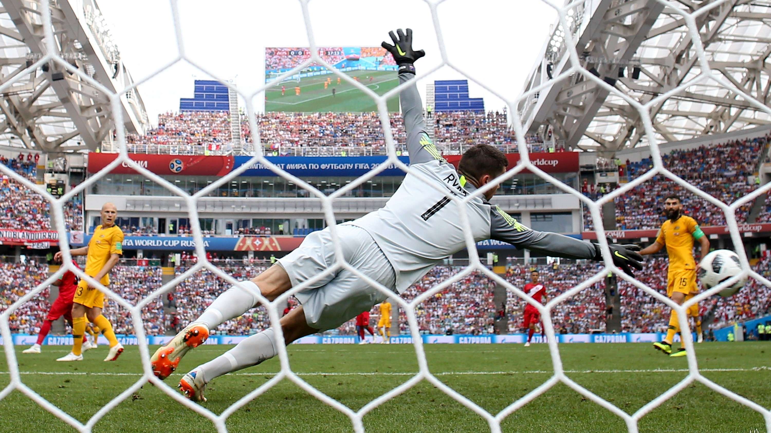 Andre Carrillo Australia Peru 26062018