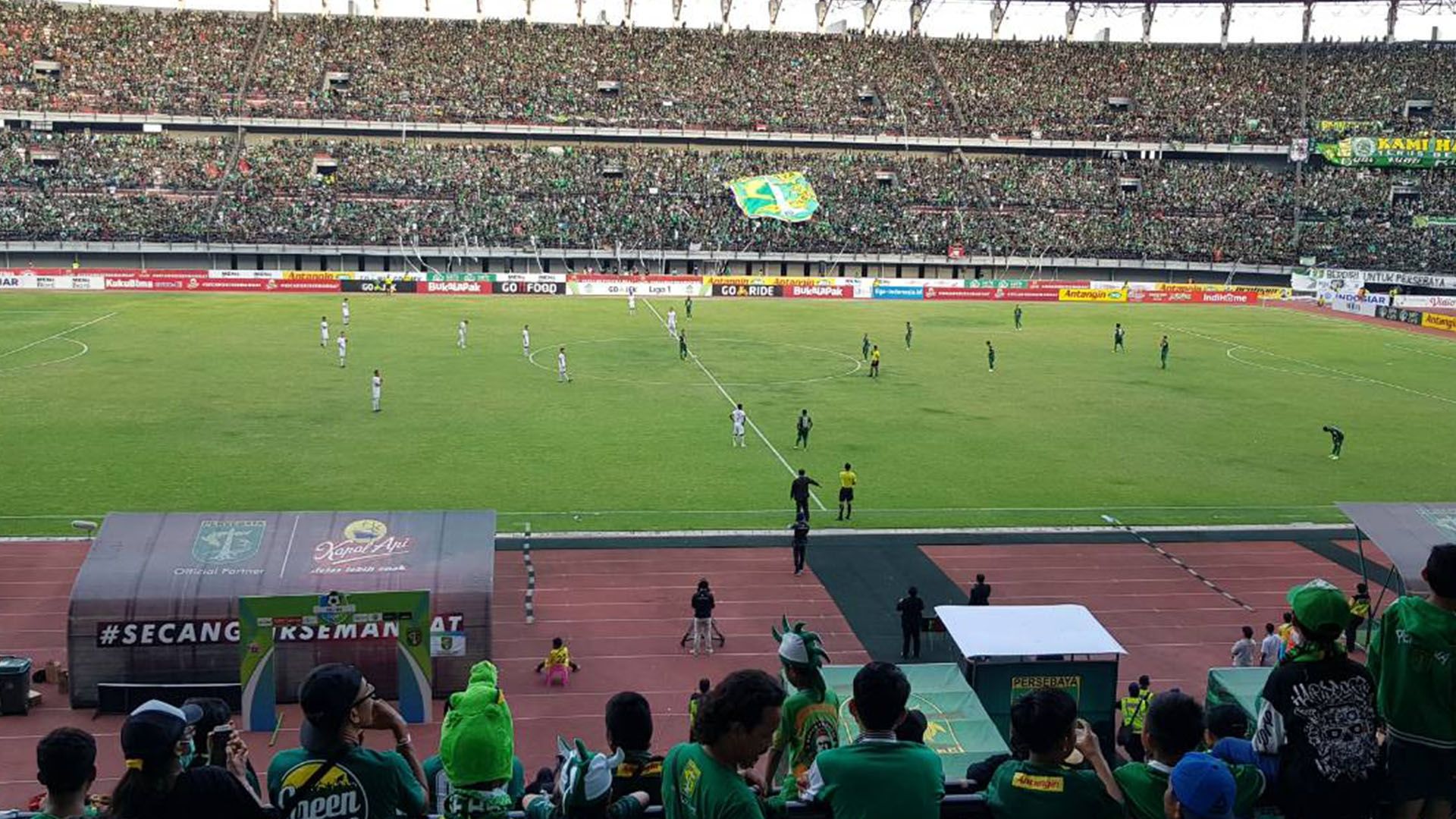 Persebaya Surabaya vs Persija Jakarta