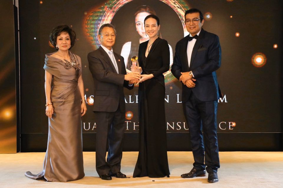 นวลพรรณ ล่ำซำ