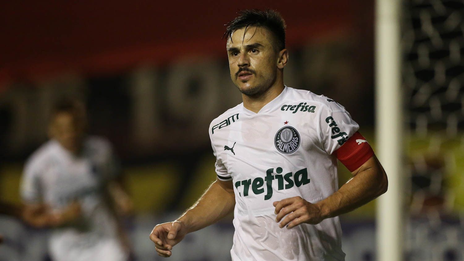 Willian comemora gol contra o Sport