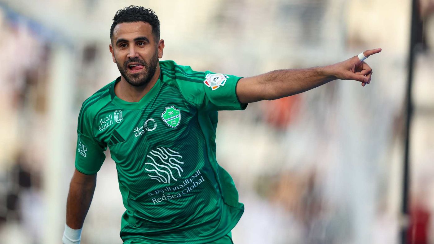 إعلامي سعودي ساخرًا من النصر: الاتحاد يفاضل بين محرز وباكايوكو وجواو فيليكس مُهدد بسحب دراجته!
