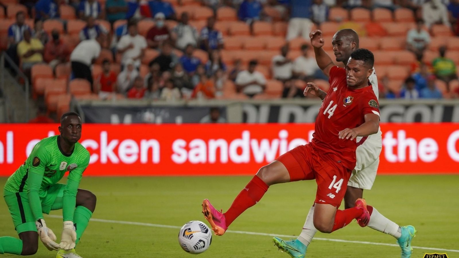 โรลันโด้ แบล็คเบิร์น