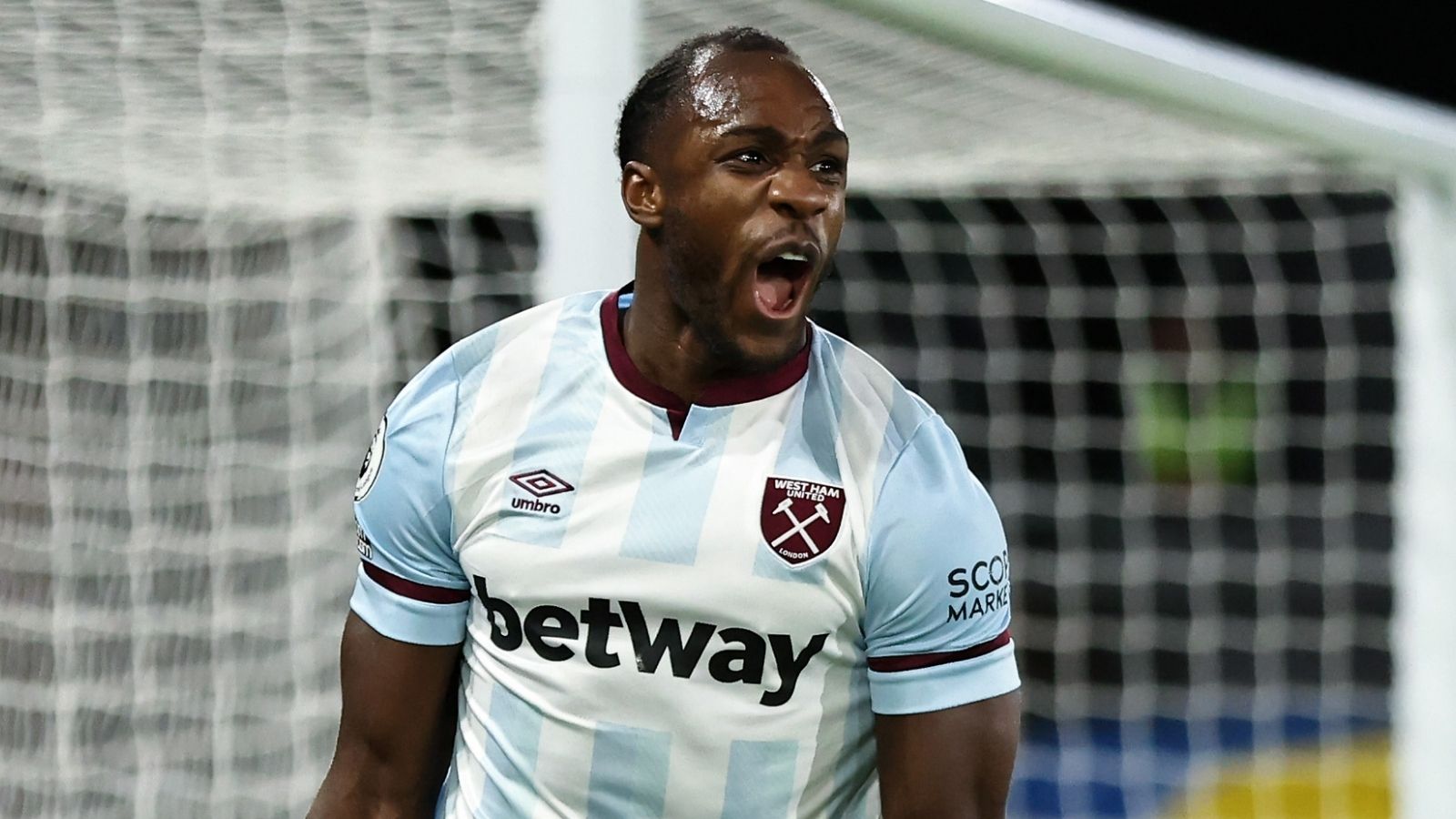 Michael Antonio West Ham 2021-22