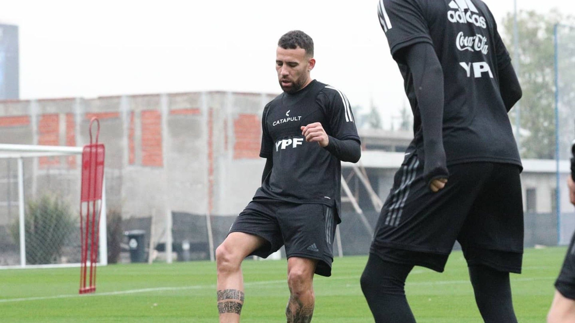 Otamendi Argentina Entrenamiento Junio 2021