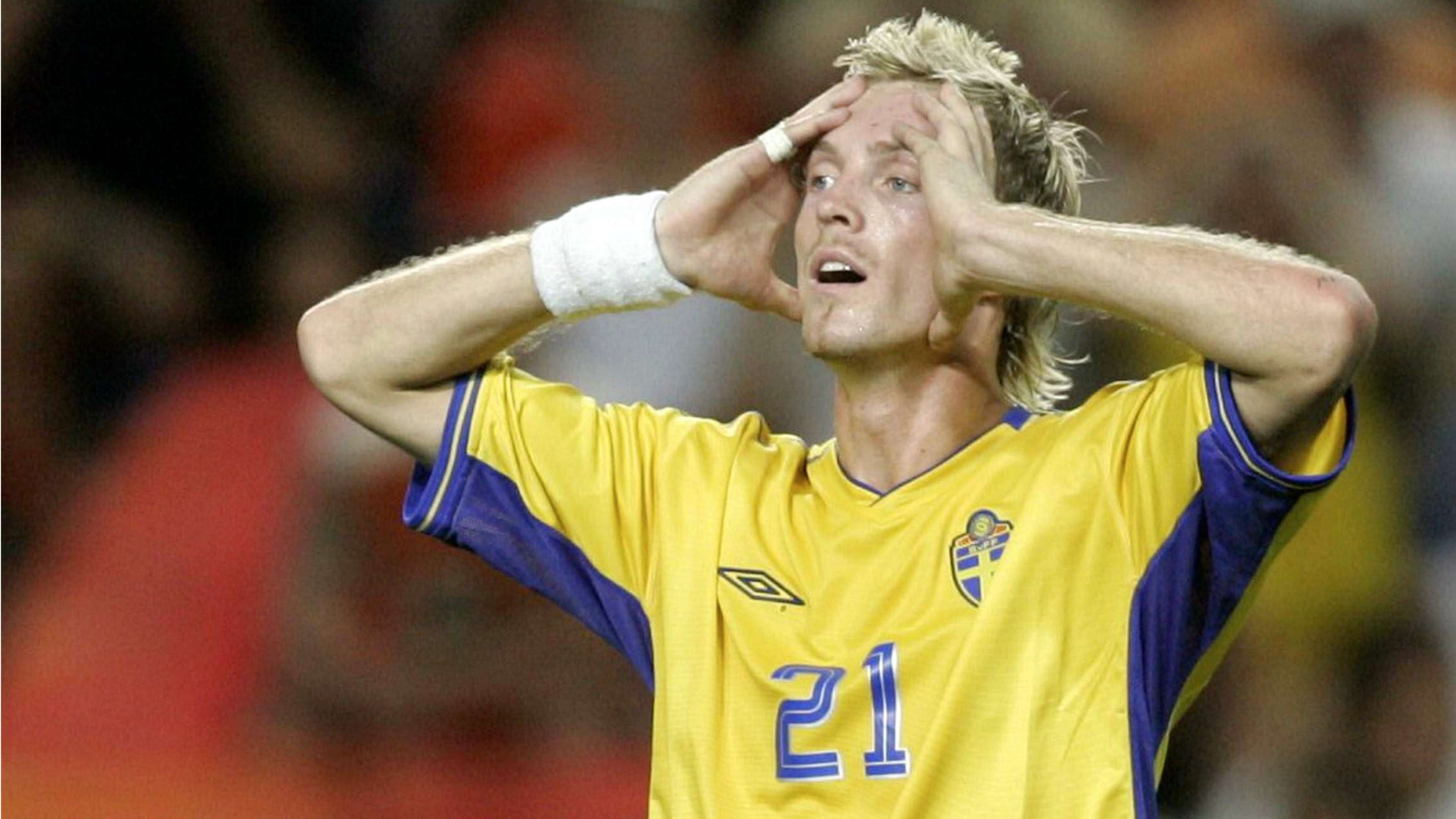 Euro 2004 Italy Sweden Wilhelmsson