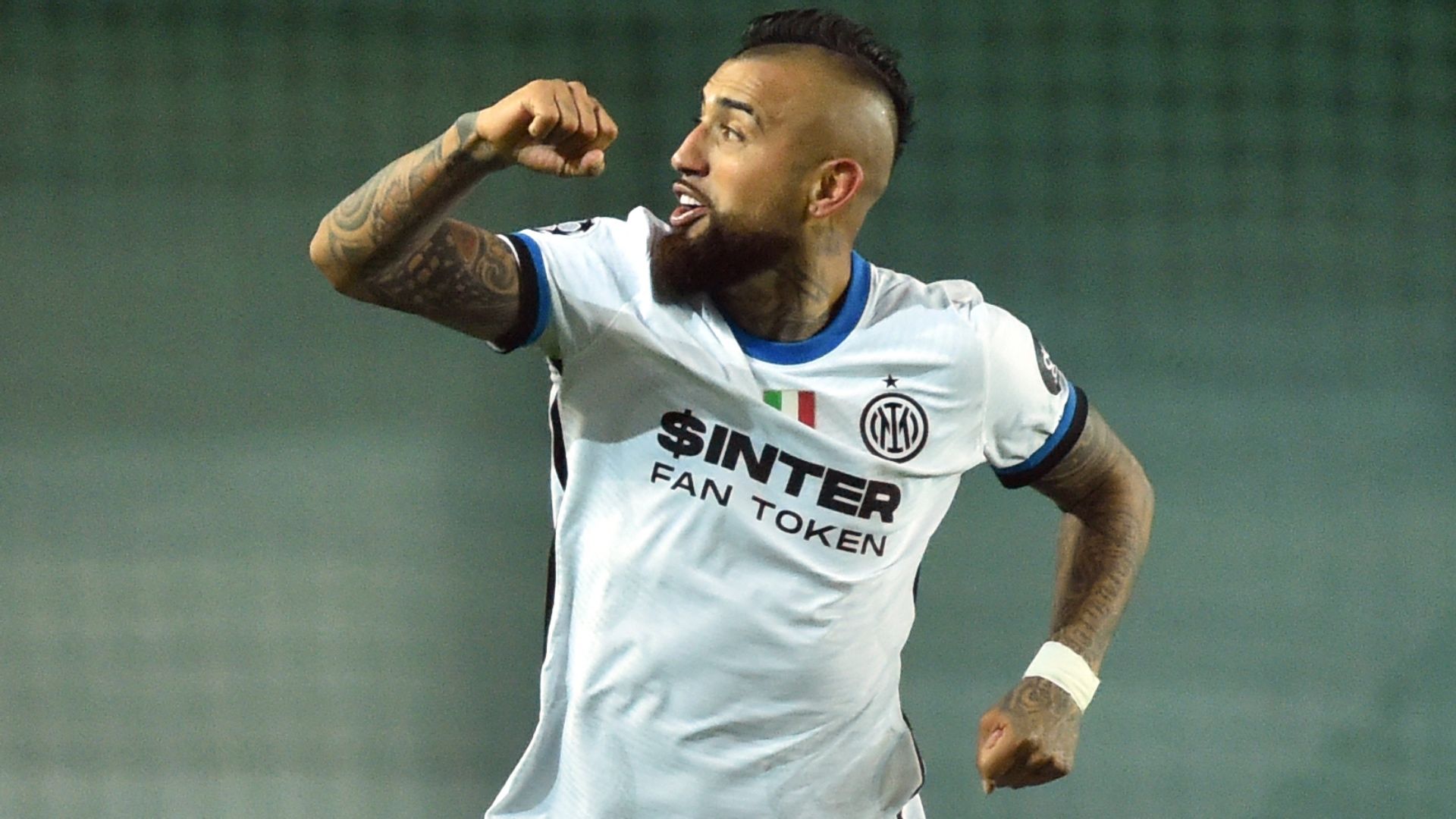 Arturo Vidal Sheriff Inter 031121