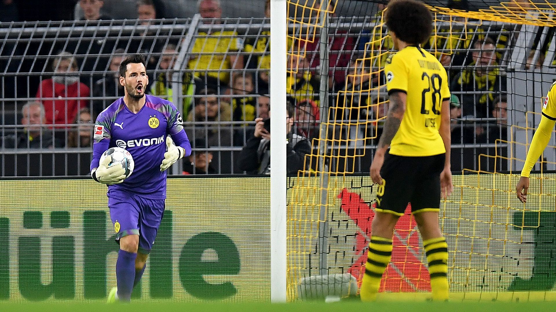 ONLY GERMANY Roman Bürki Borussia Dortmund BVB Bundesliga 28092019
