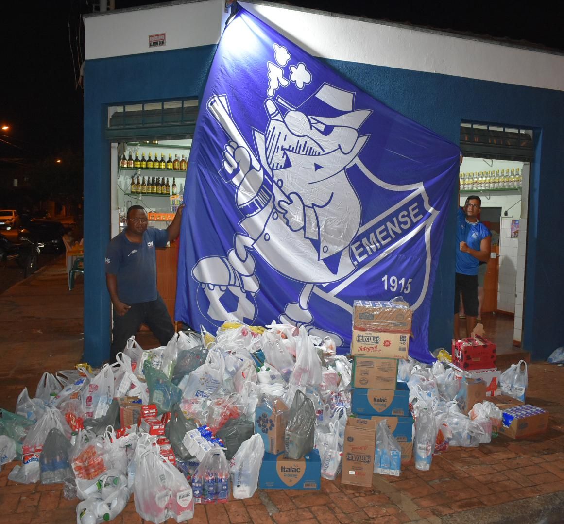 Lemense faz ação social e arrecada dois mil litros de leite