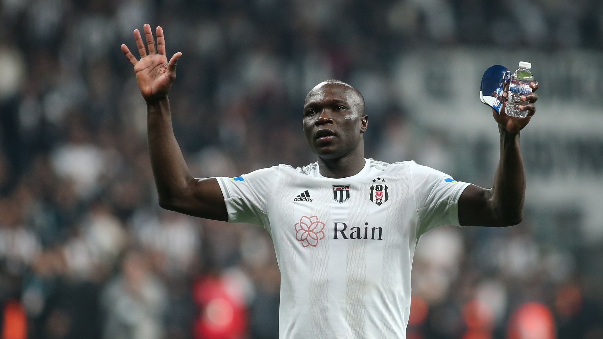 Vincent Aboubakar, Beşiktaş taraftarına sinir krizi geçirtti!