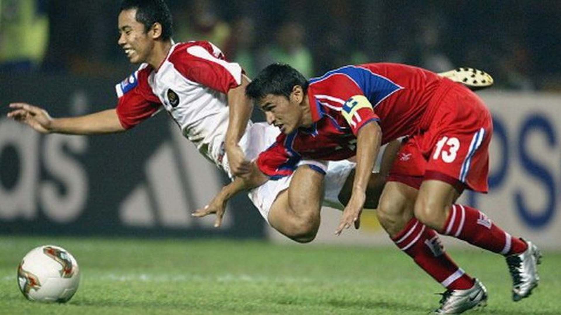 Eko Purjianto - Indonesia & Kiatisuk Senamuang - Thailand AFF 2002