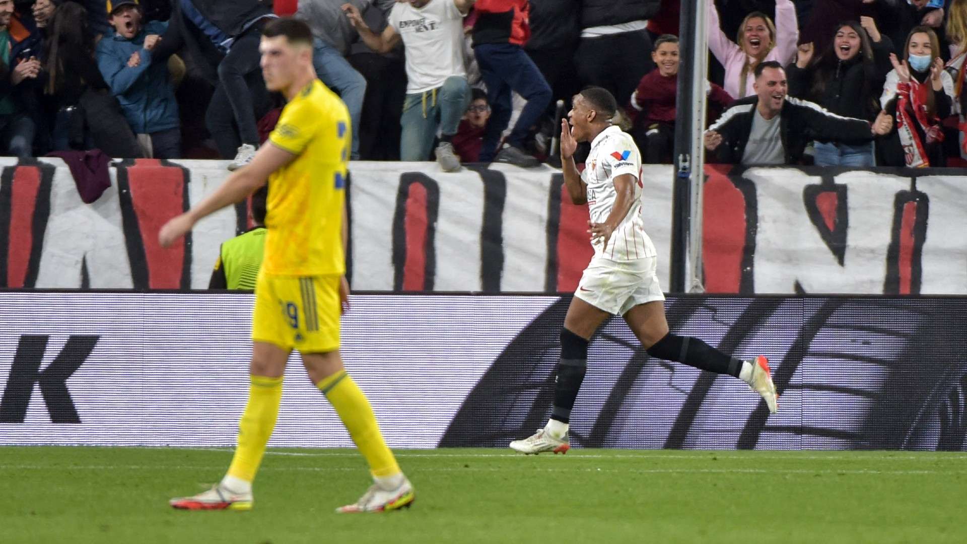 Martial Sevilla Europa League 2022