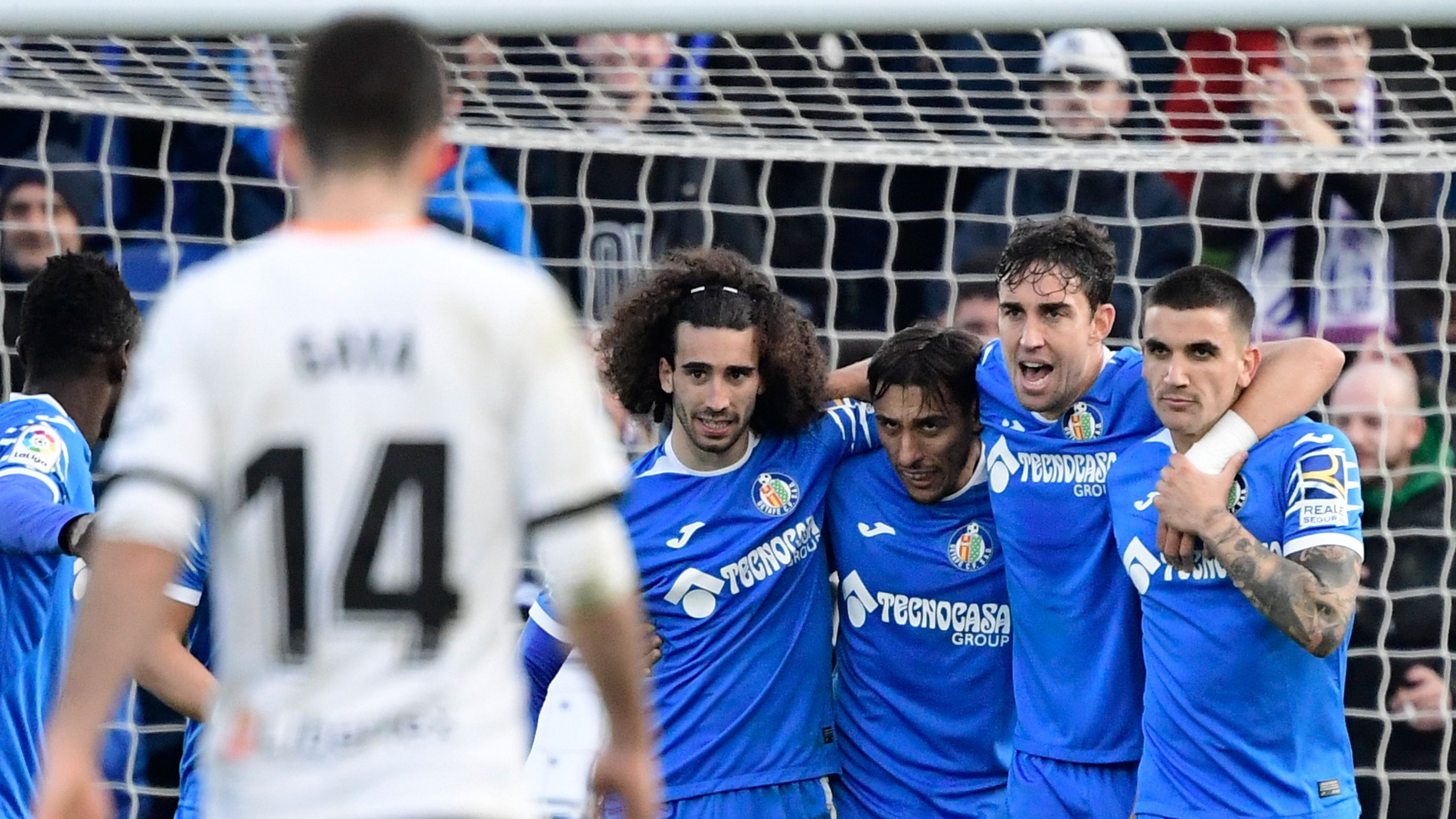 Tinder-style apps, zombie pornos and a coach who enrages Setien - How  Getafe are upsetting La Ligas order | Goal.com