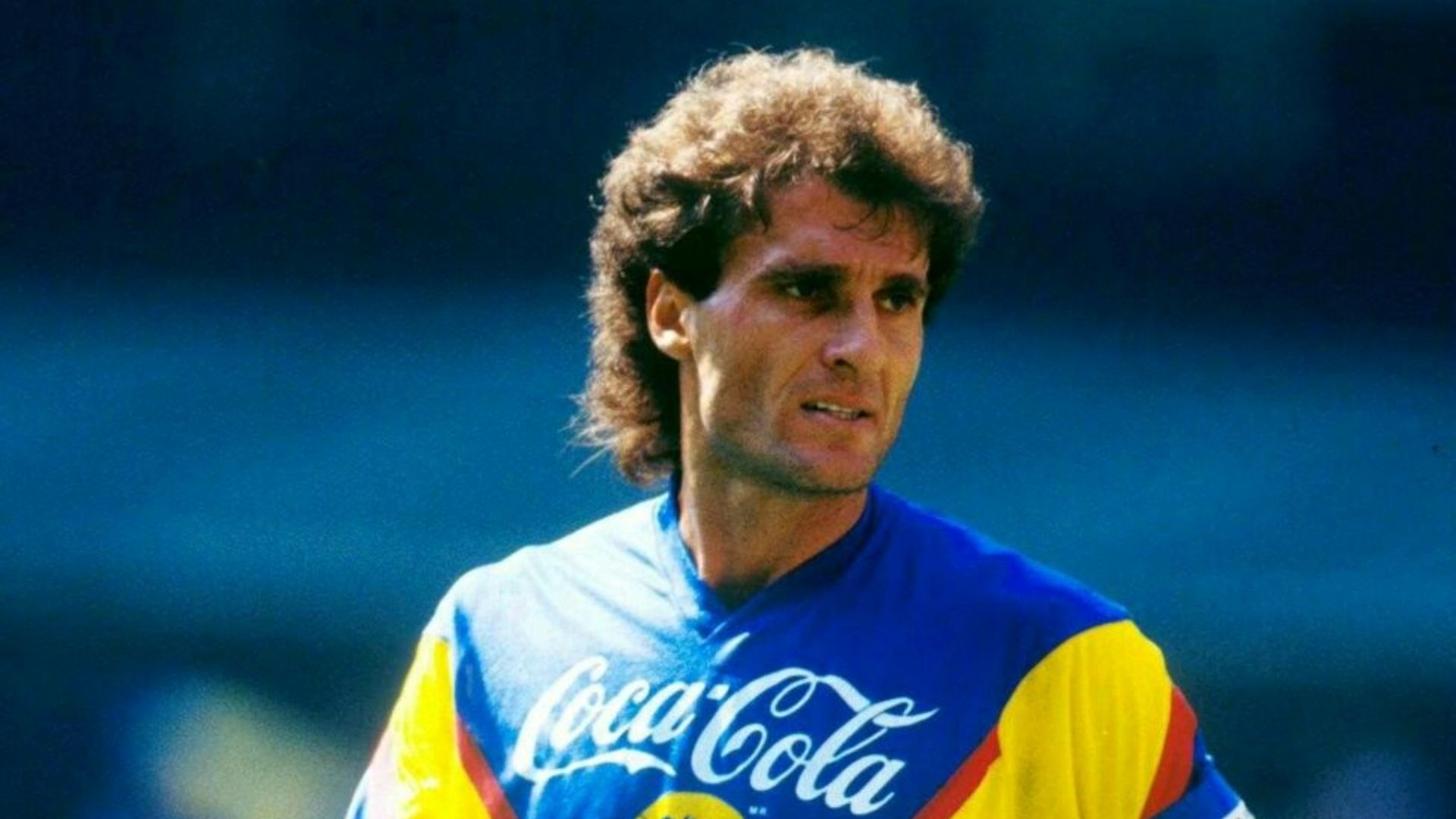 Óscar Ruggeri América