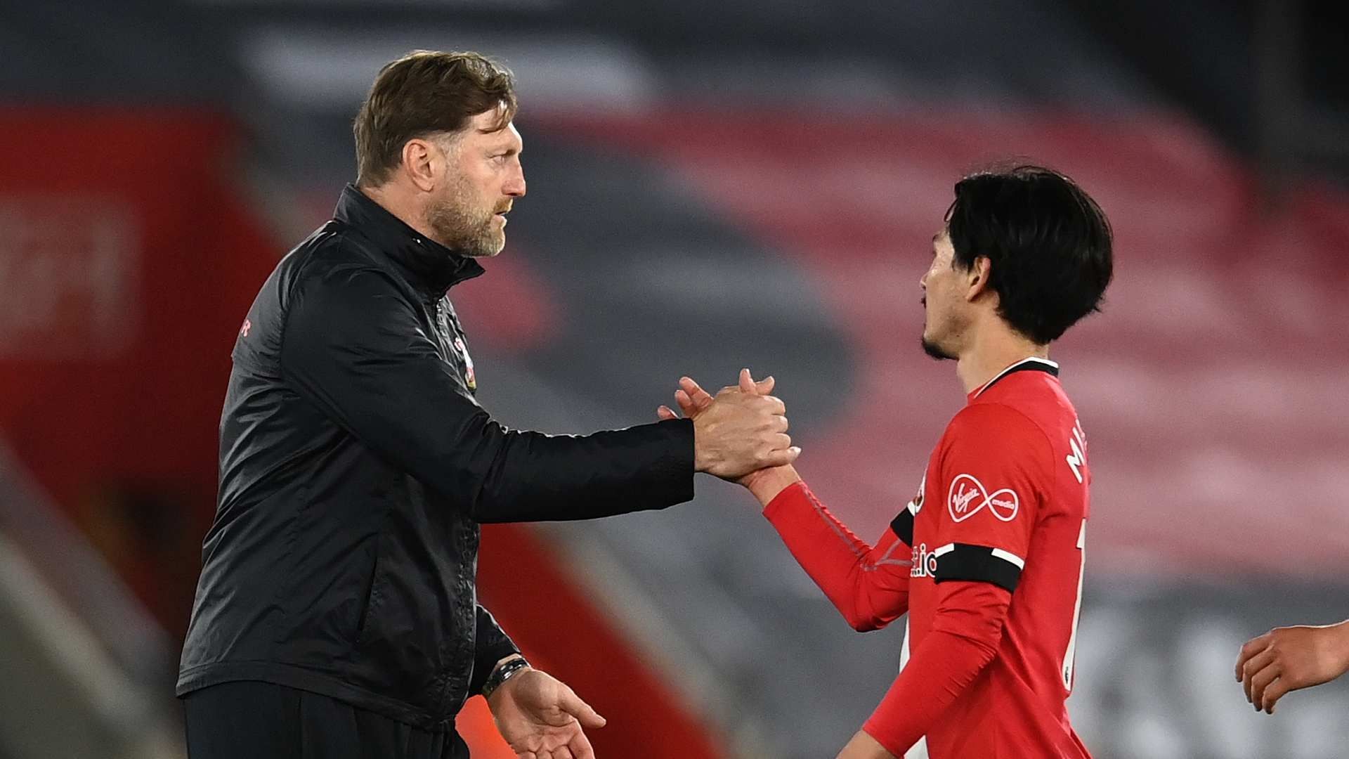 島海人　南野拓実　選手　直筆サイン入り　サウサンプトンFC ユニフォーム 直接対決を前に…古巣セインツ指揮官が南野拓実に「彼のプレー