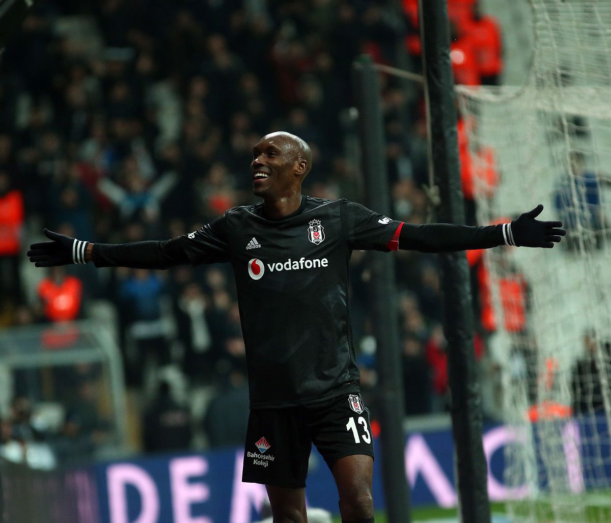 Atiba Hutchinson Besiktas Genclerbirligi 12/27/19