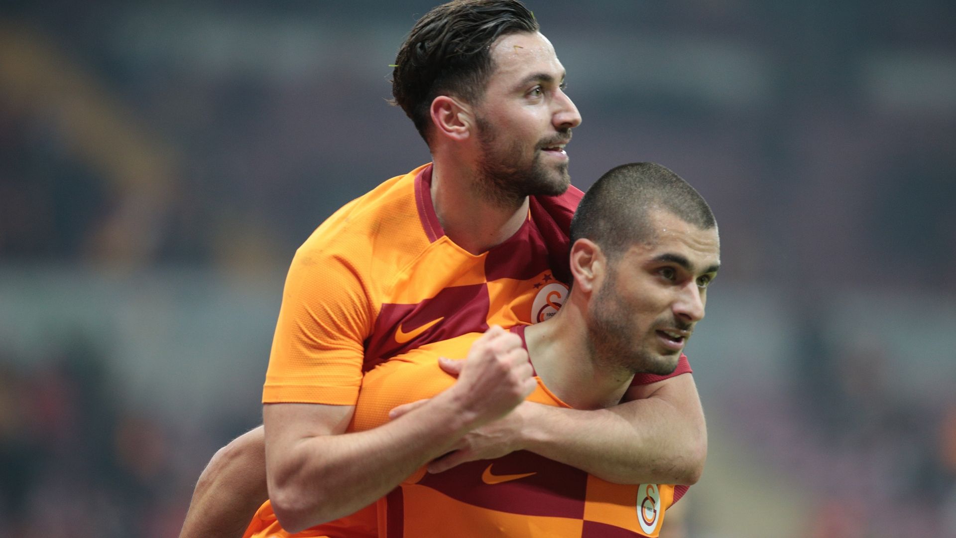 Sinan Gumus Eren Derdiyok Galatasaray