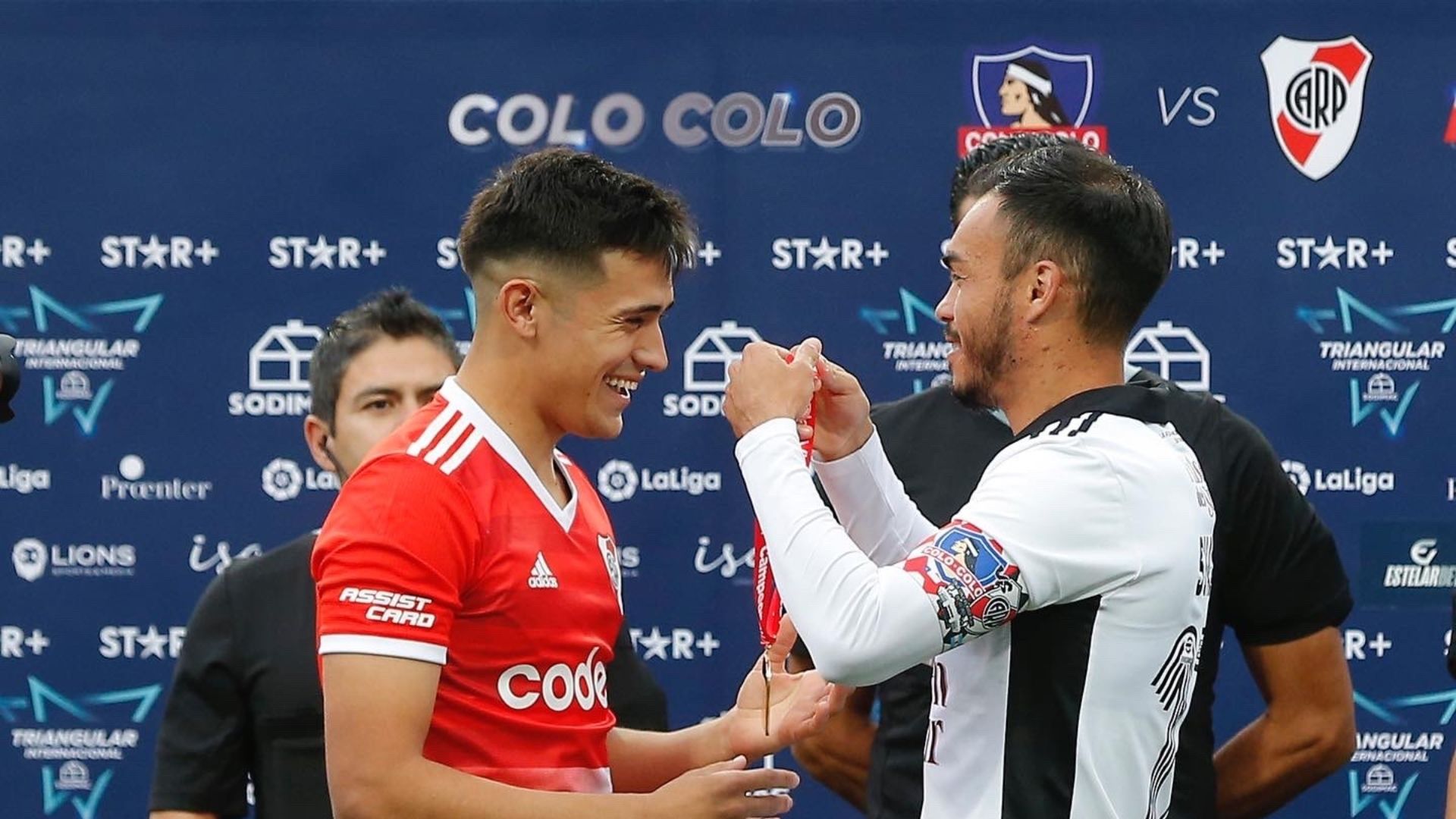 Colo Colo River Plate 091122 Pablo Solari Gabriel Suazo