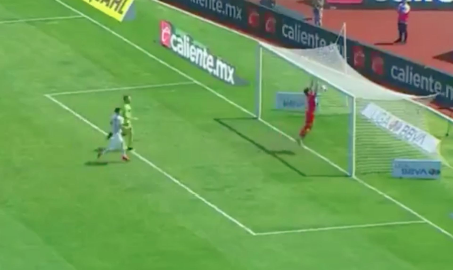 Saldívar Pumas Morelia Clausura 2020