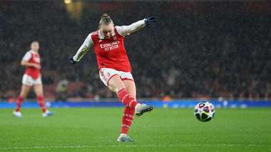Frida Maanum Arsenal 2022-23