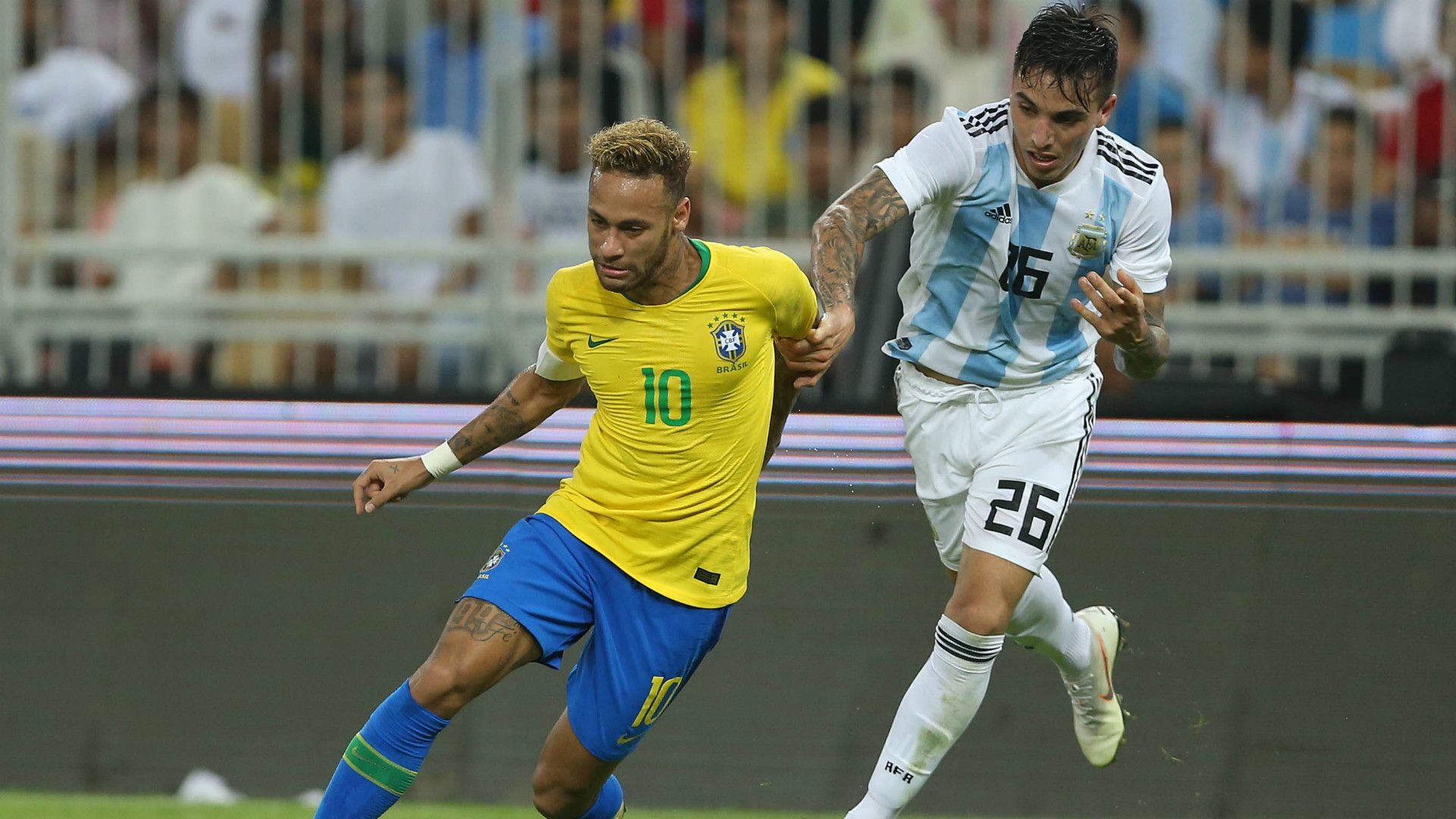 Neymar Renzo Saravia Argentina Brasil Amistoso 16102018