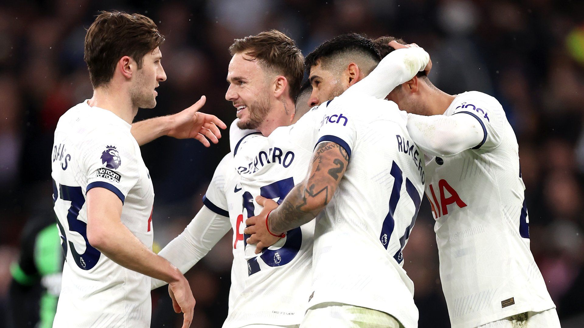 Tottenham celebrate 2023-24