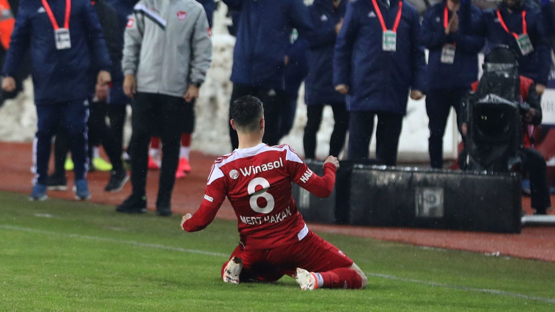 mert hakan yandas vs Alanyaspor 21022020