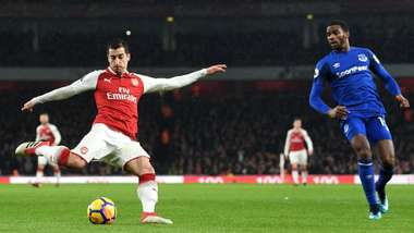 Henrikh Mkhitaryan Arsenal Everton