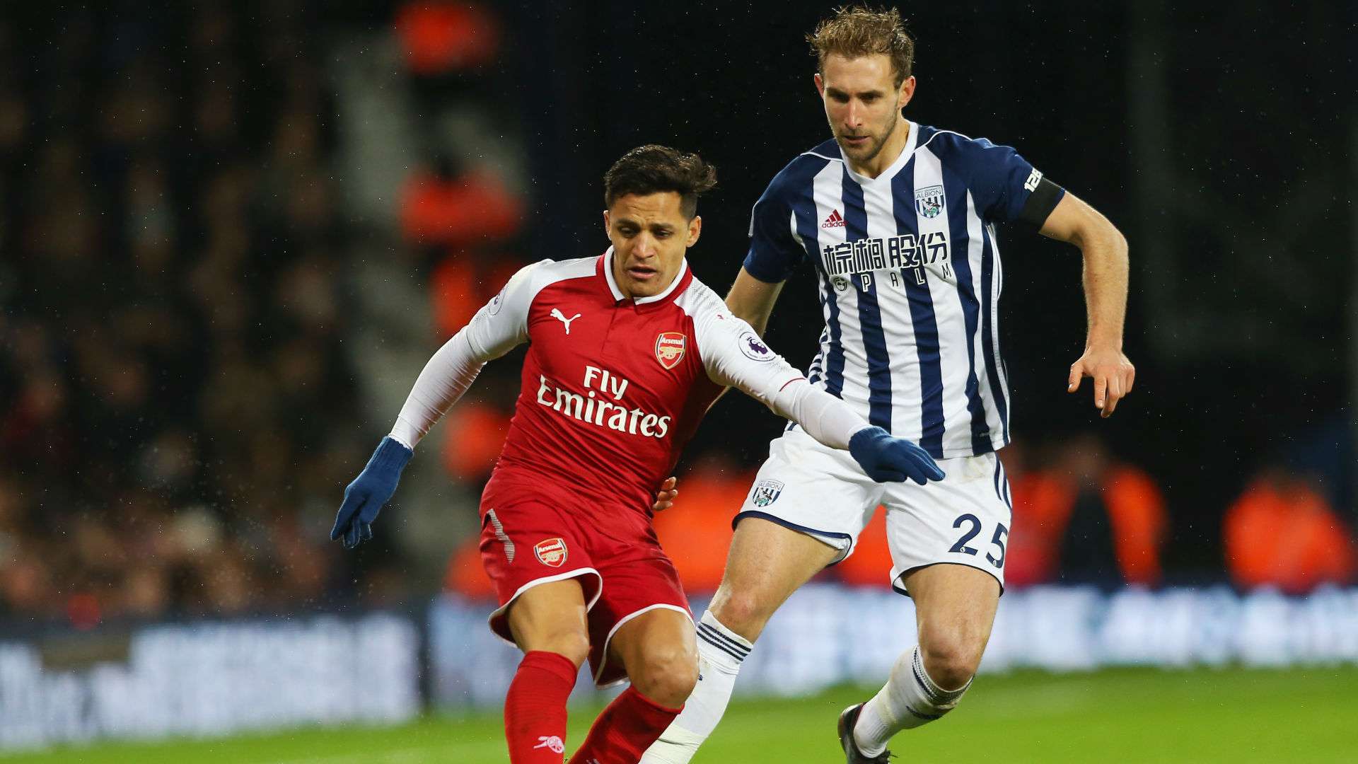 311217 Craig Dawson - Alexis Sánchez - Arsenal - West Bromwich Albion