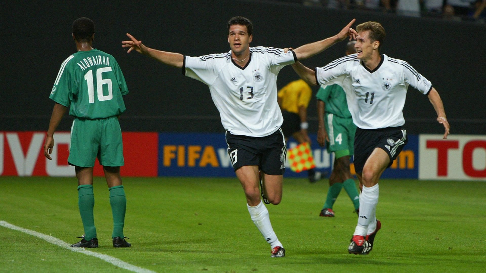 Michael Ballack Miroslav Klose 2002 Germany Saudi Arabia