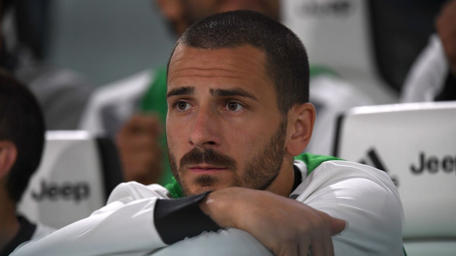 Leonardo Bonucci bench