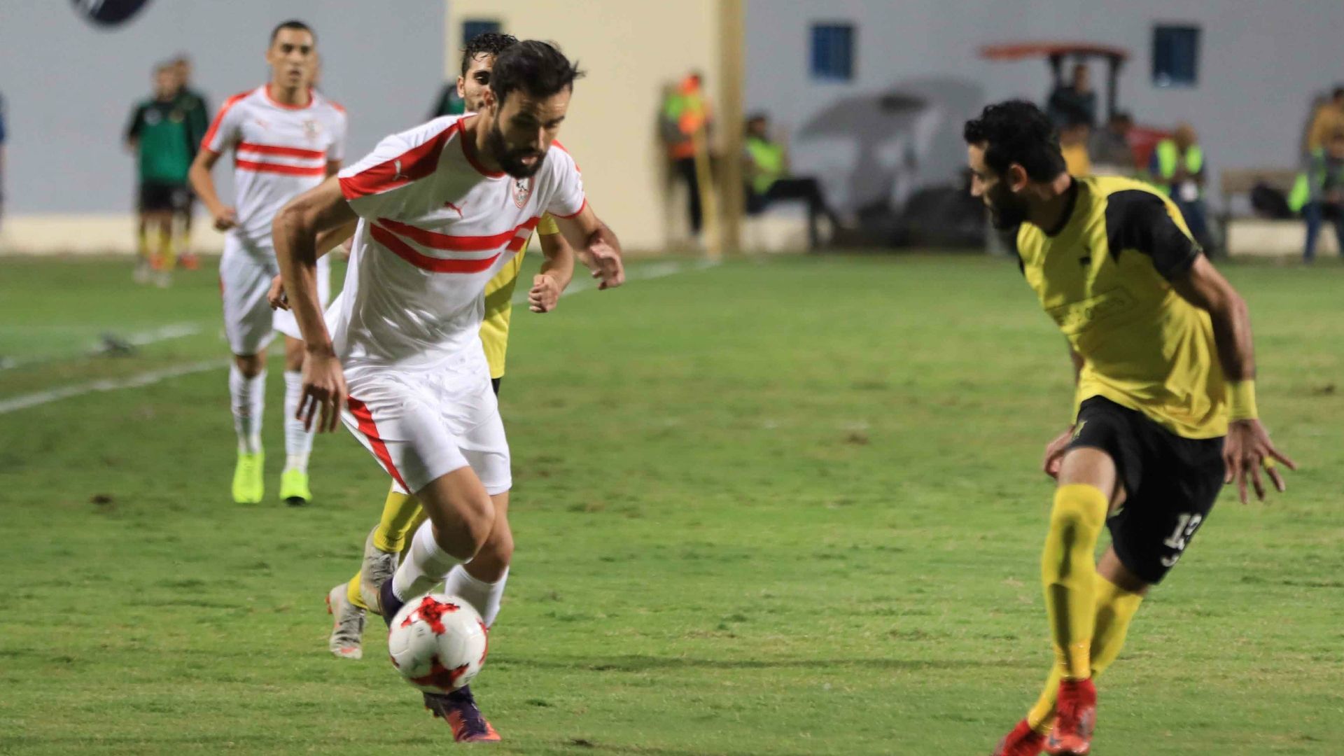 حمدي النقاز