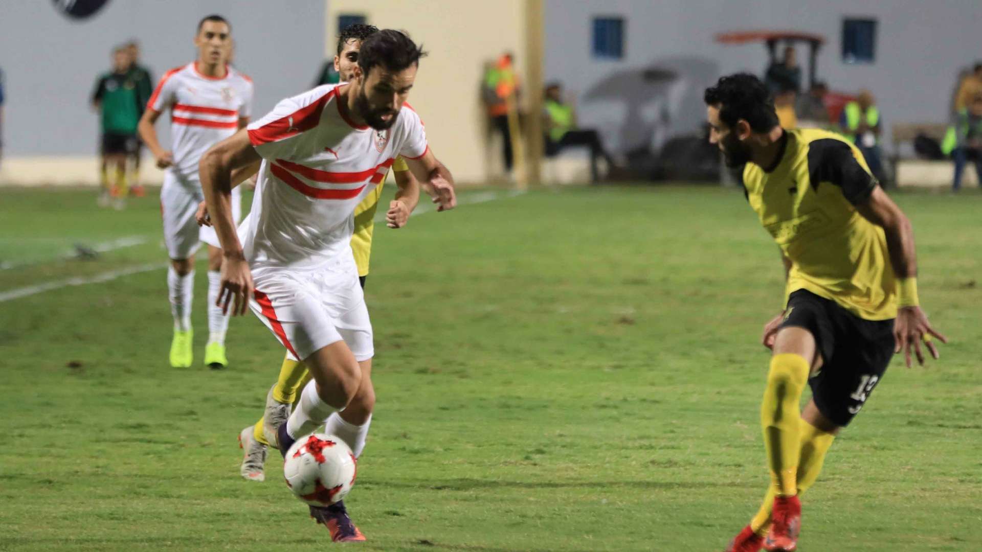 حمدي النقاز