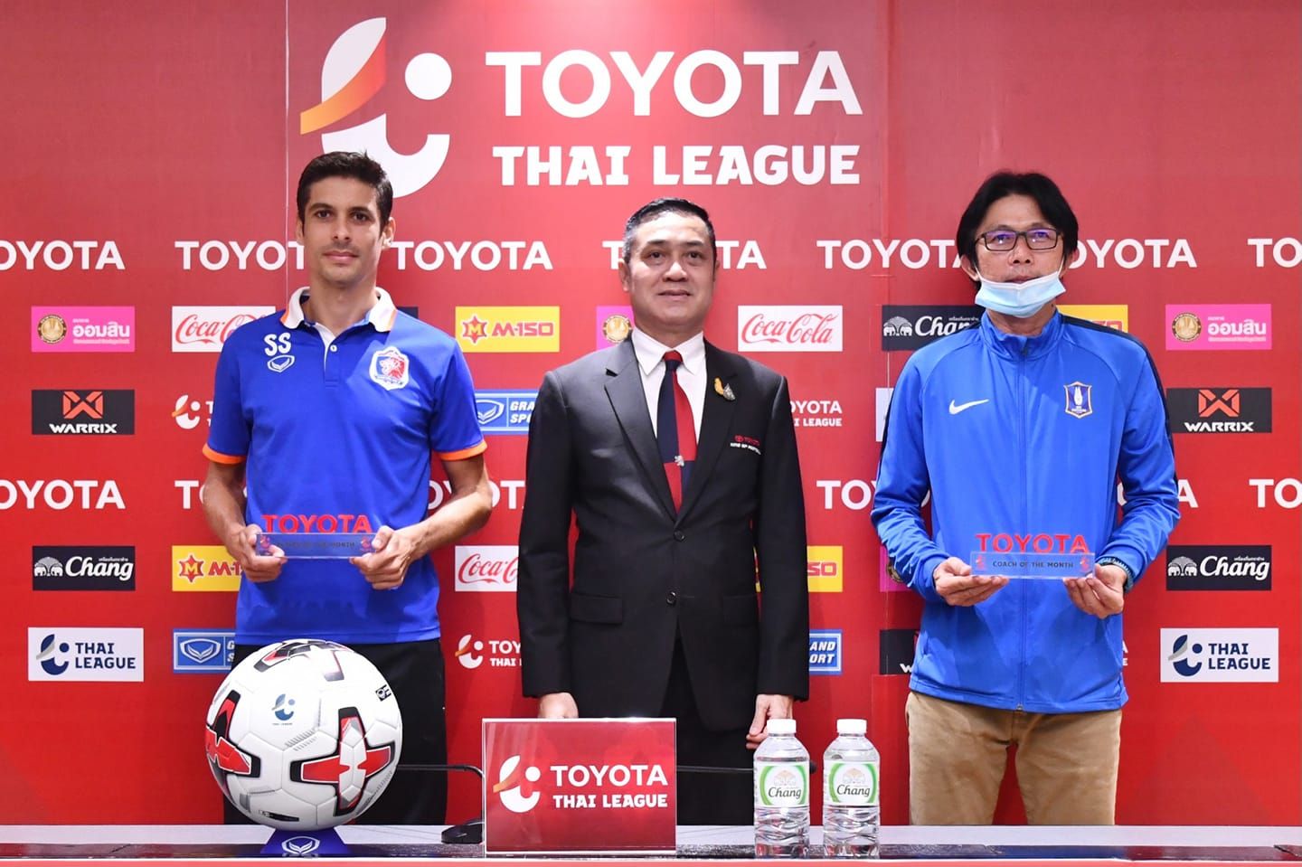 Sergio Suárez, ปิยะพงษ์ ผิวอ่อน, ดุสิต เฉลิมแสน