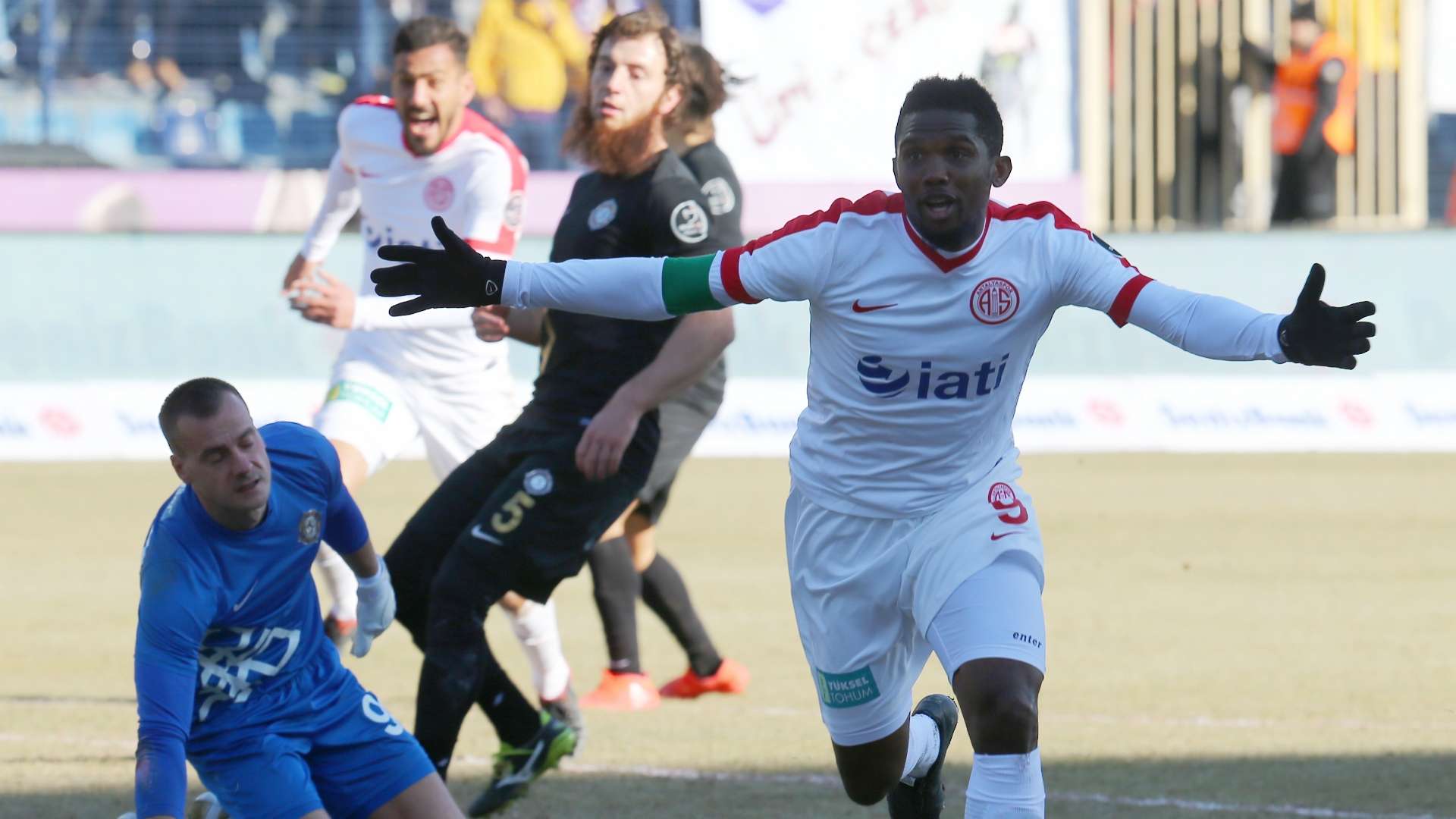 samuel etoo antalyaspor