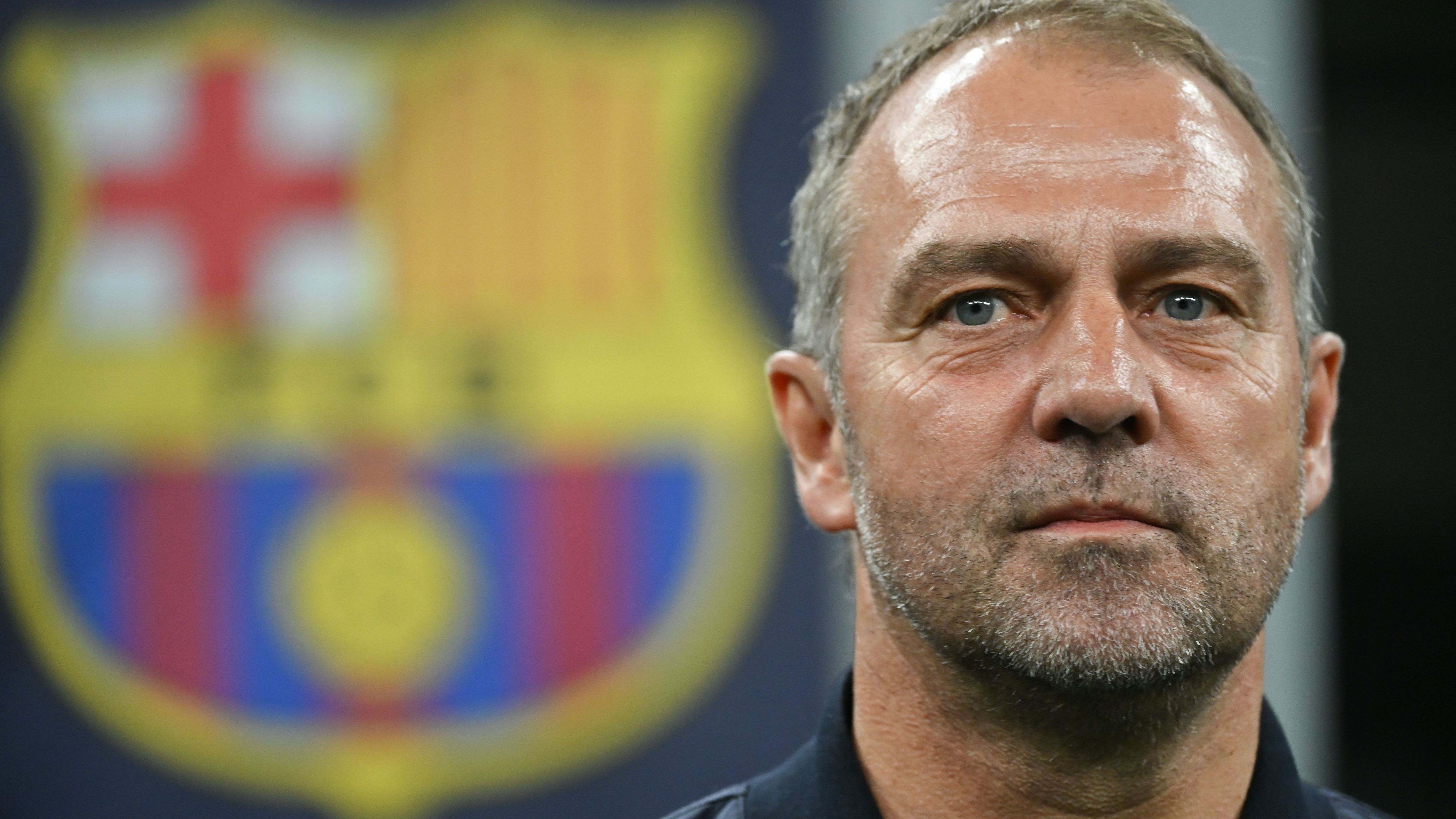 "Es ist wahr, wir haben darüber gesprochen": Hansi Flick denkt über ganz besondere Aufstellung beim FC Barcelona nach