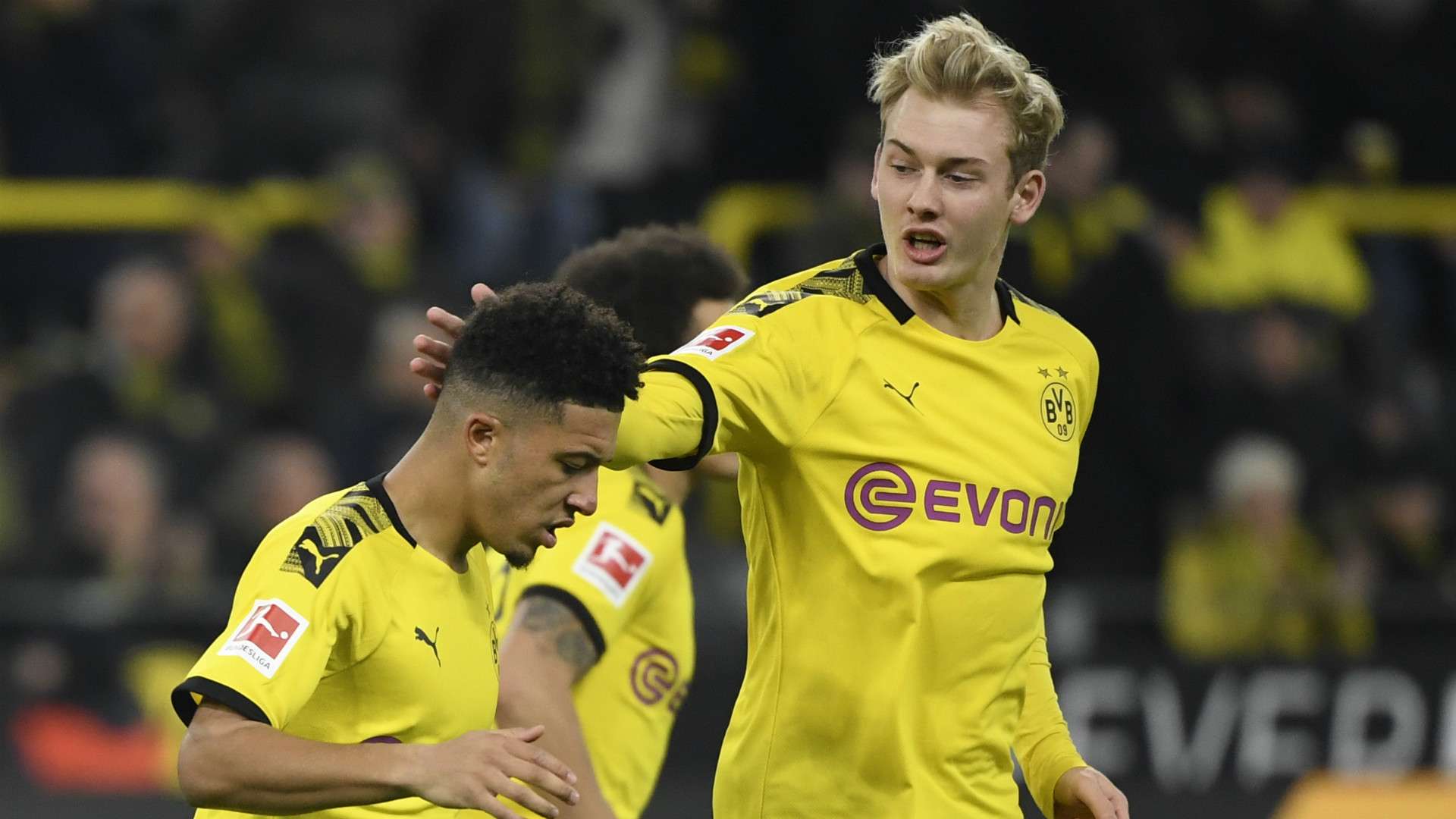 JADON SANCHO JULIAN BRANDT BORUSSIA DORTMUND BUNDESLIGA 22112019